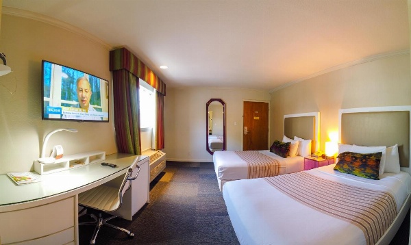 Inn at Golden Gate Main image