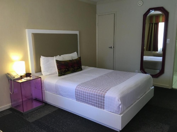Inn at Golden Gate image 42